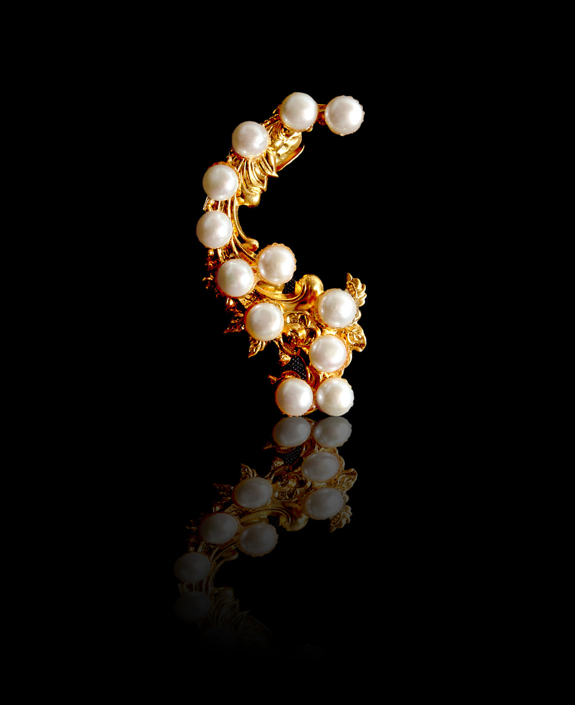 Twelve Pearl Baroque Earcuff