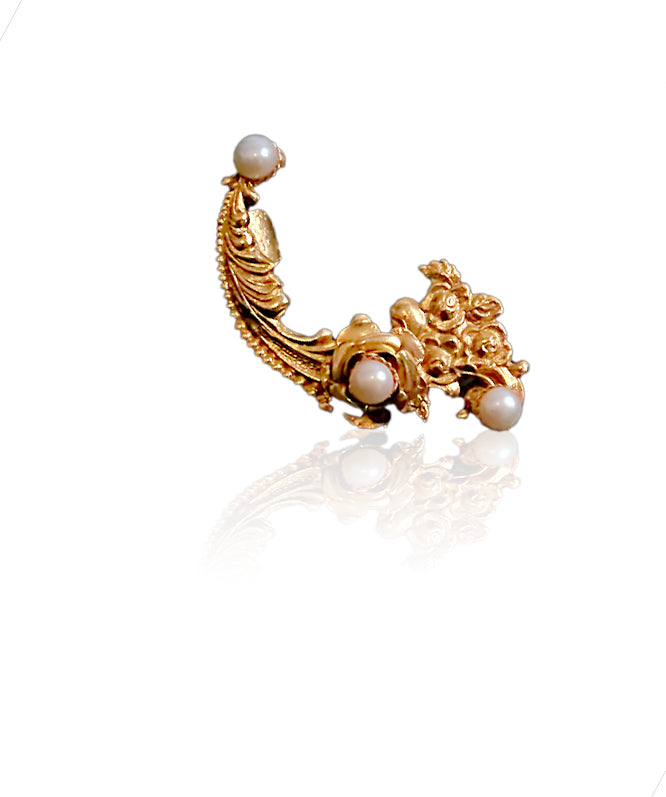 Tri Pearl Baroque Earcuff