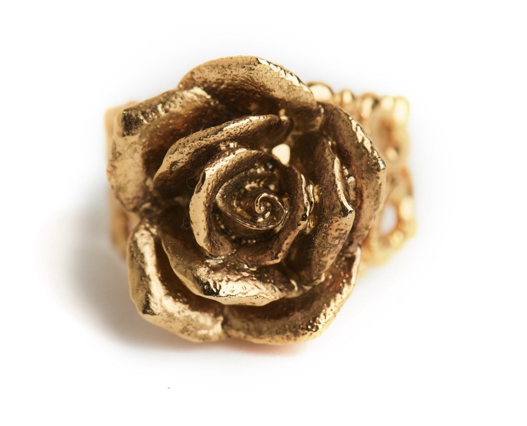 ROSEY RING